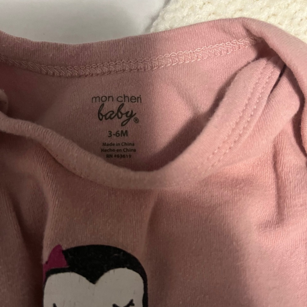 Mon Cheri Baby Penguin Bodysuit Mommy and Me Long Sleeve Pink 3-6M - Picture 3 of 4